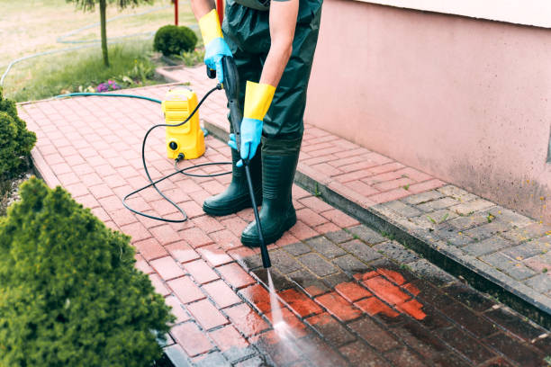 Best Deck Cleaning Services  in Hildebran, NC